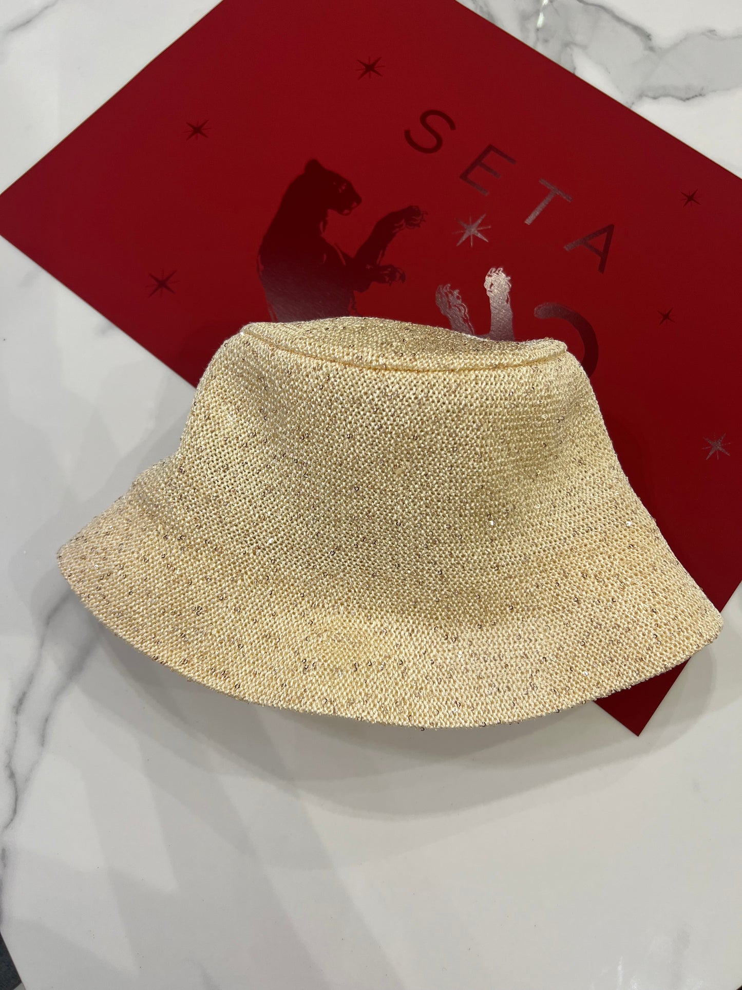 Cappello da pescatore in seta e Payettes Soft Light