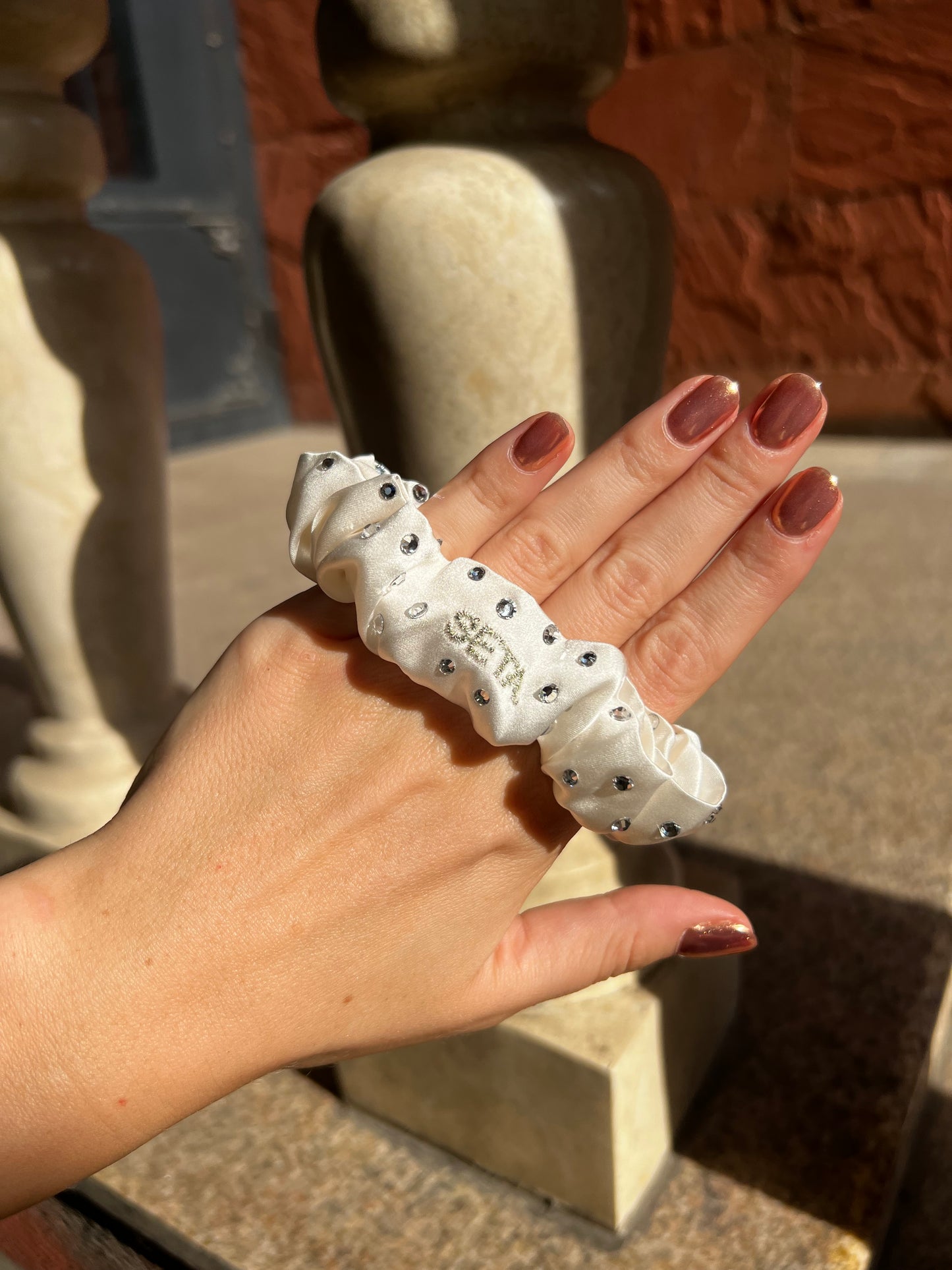 Scrunchie con cristalli Swarovski bianchi XS