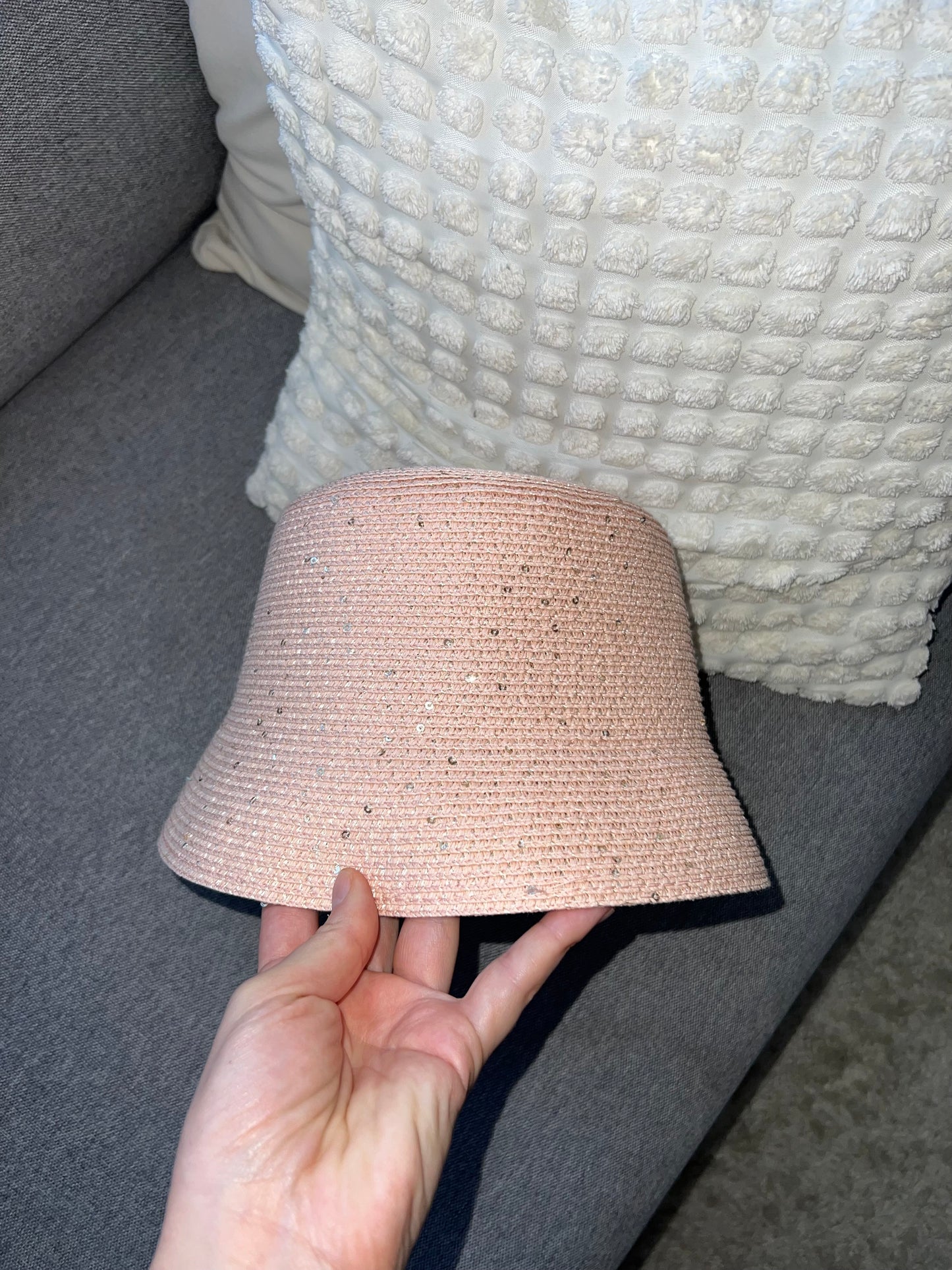 POUDRE CAPRI Payettes & Silk Bucket Hat