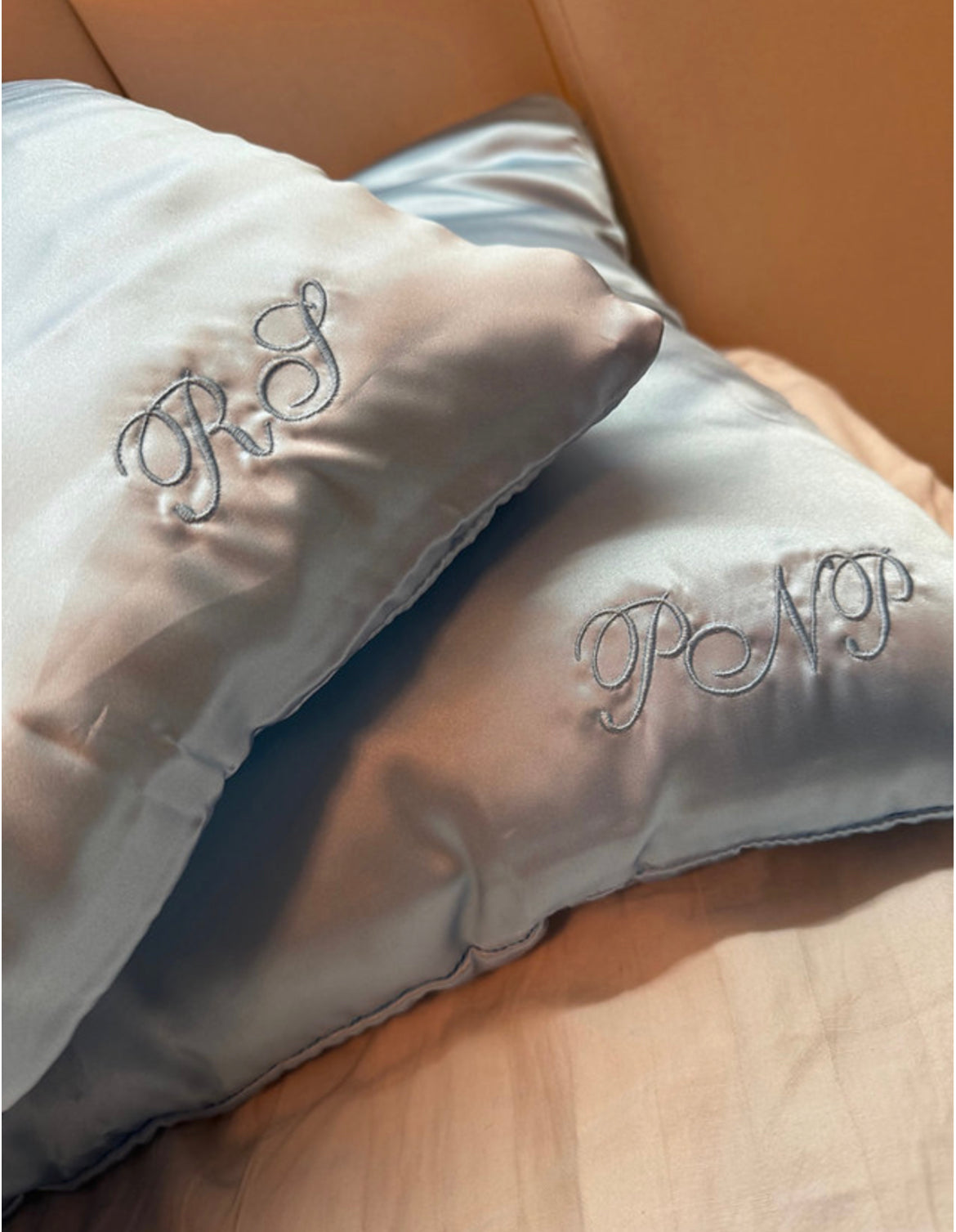 Калъфка за сън в светло синьо Acqua Silk