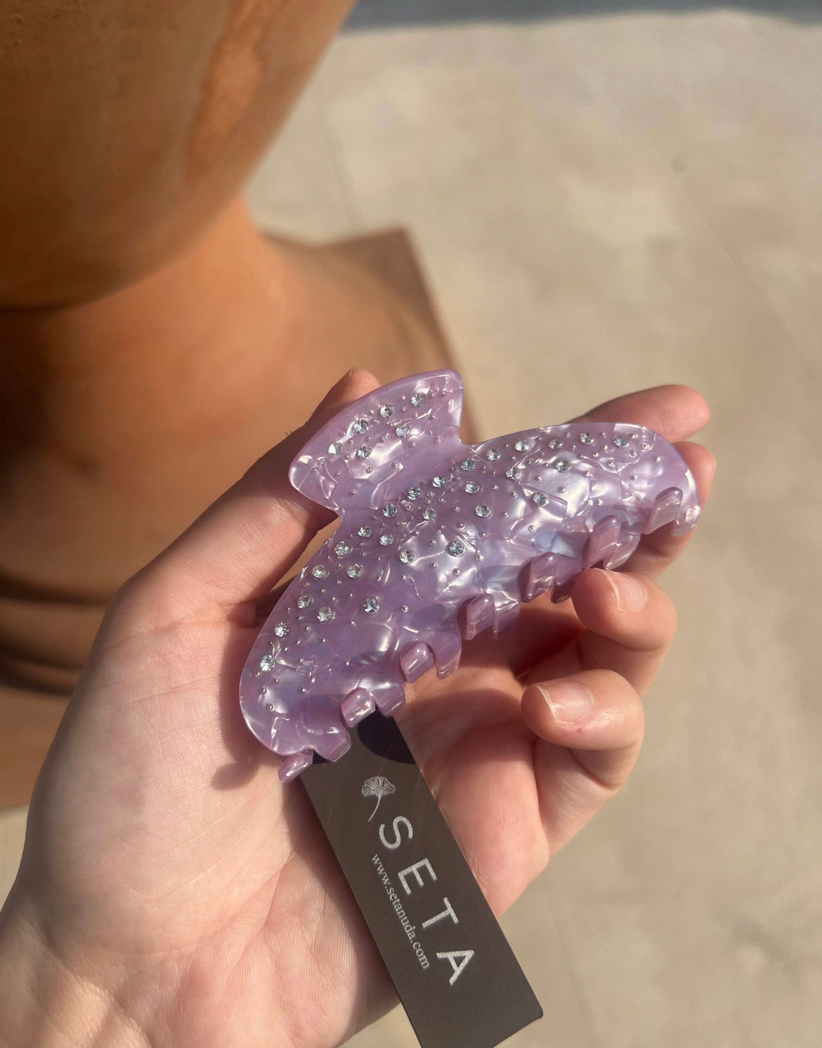 Fermaglio per capelli con diamante viola morbido