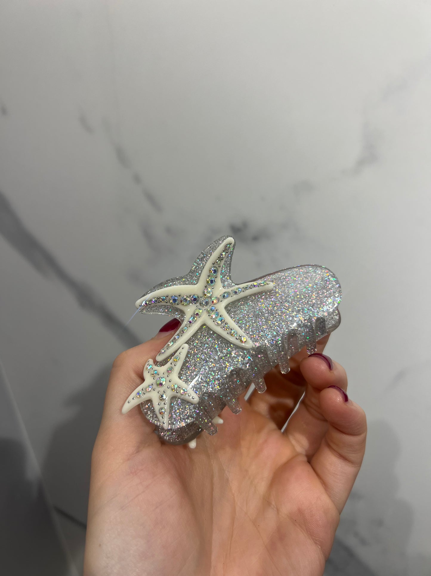 Fermaglio per capelli con stelle estive argentate