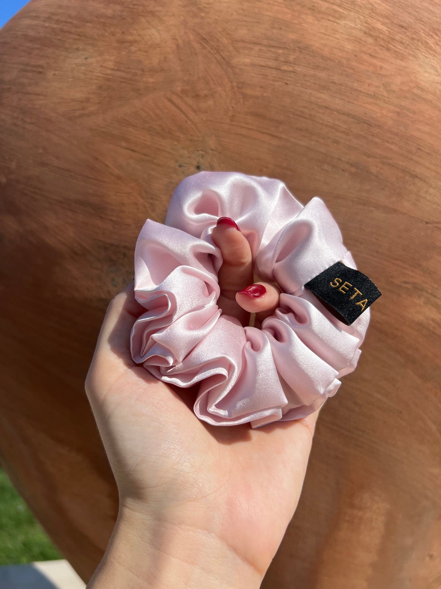 Scrunchie classico in seta rosa