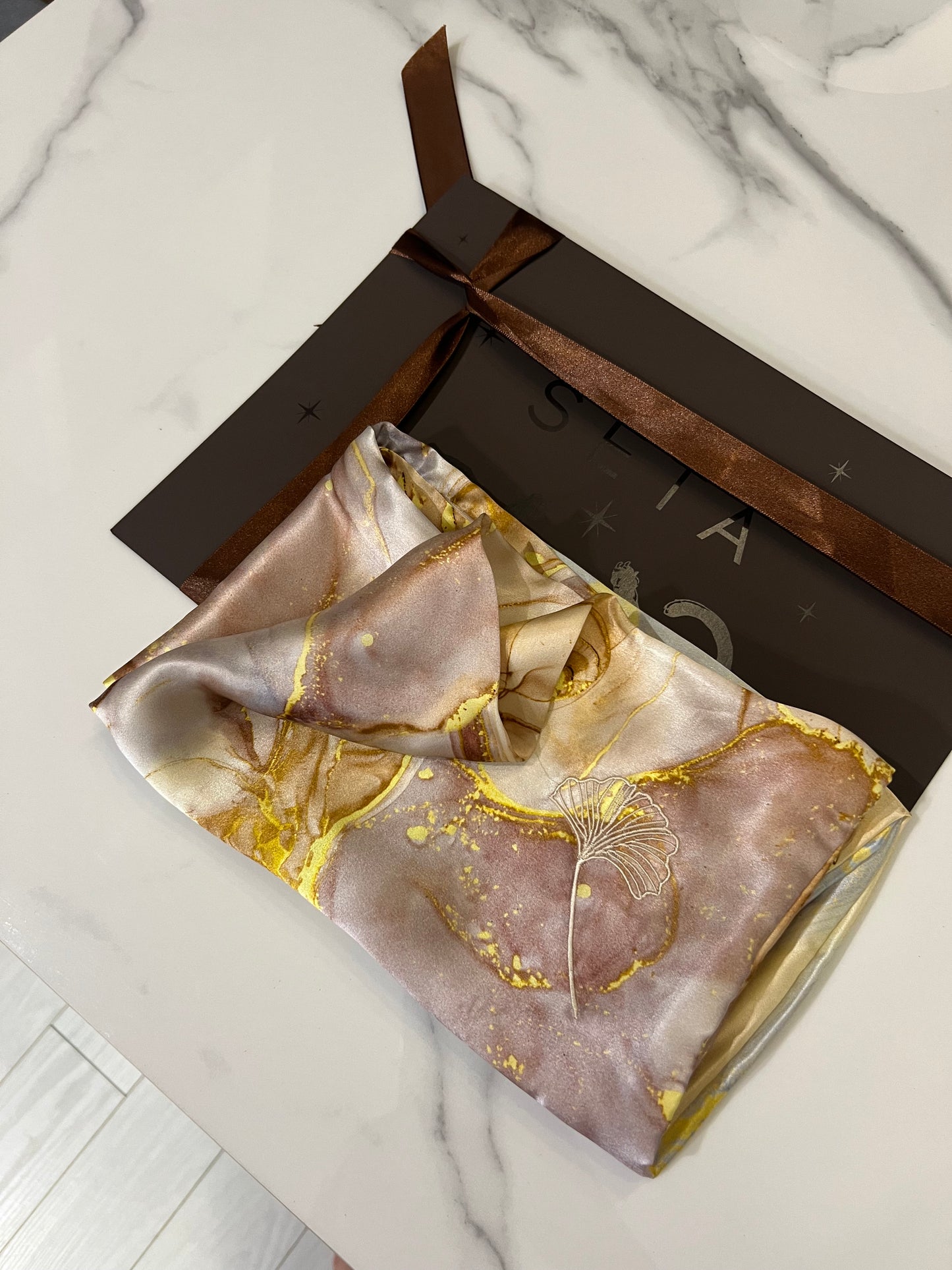 Golden Marble Silk Pillowcase