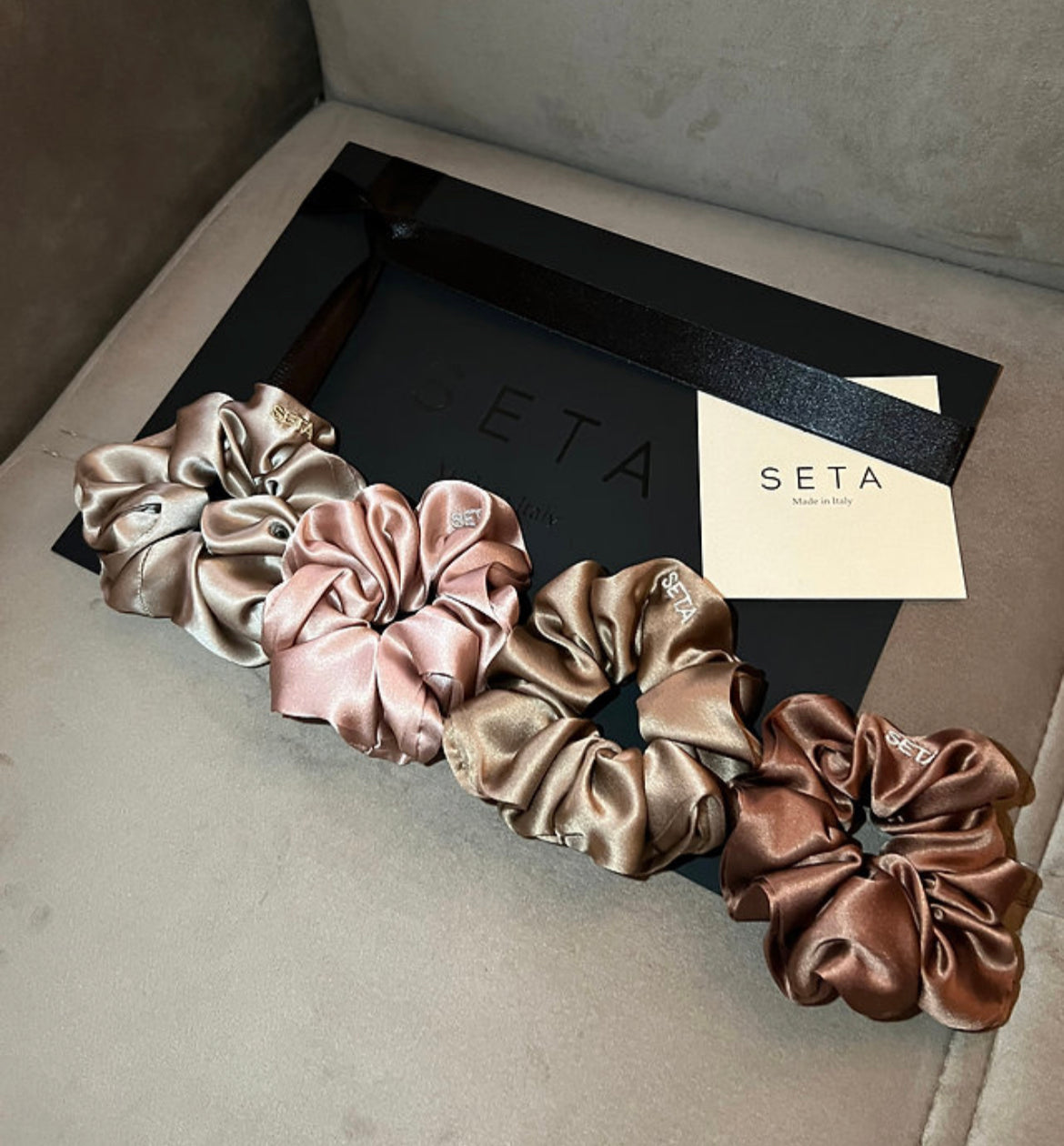 Scrunchies classici da 4 pezzi, color carne intenso