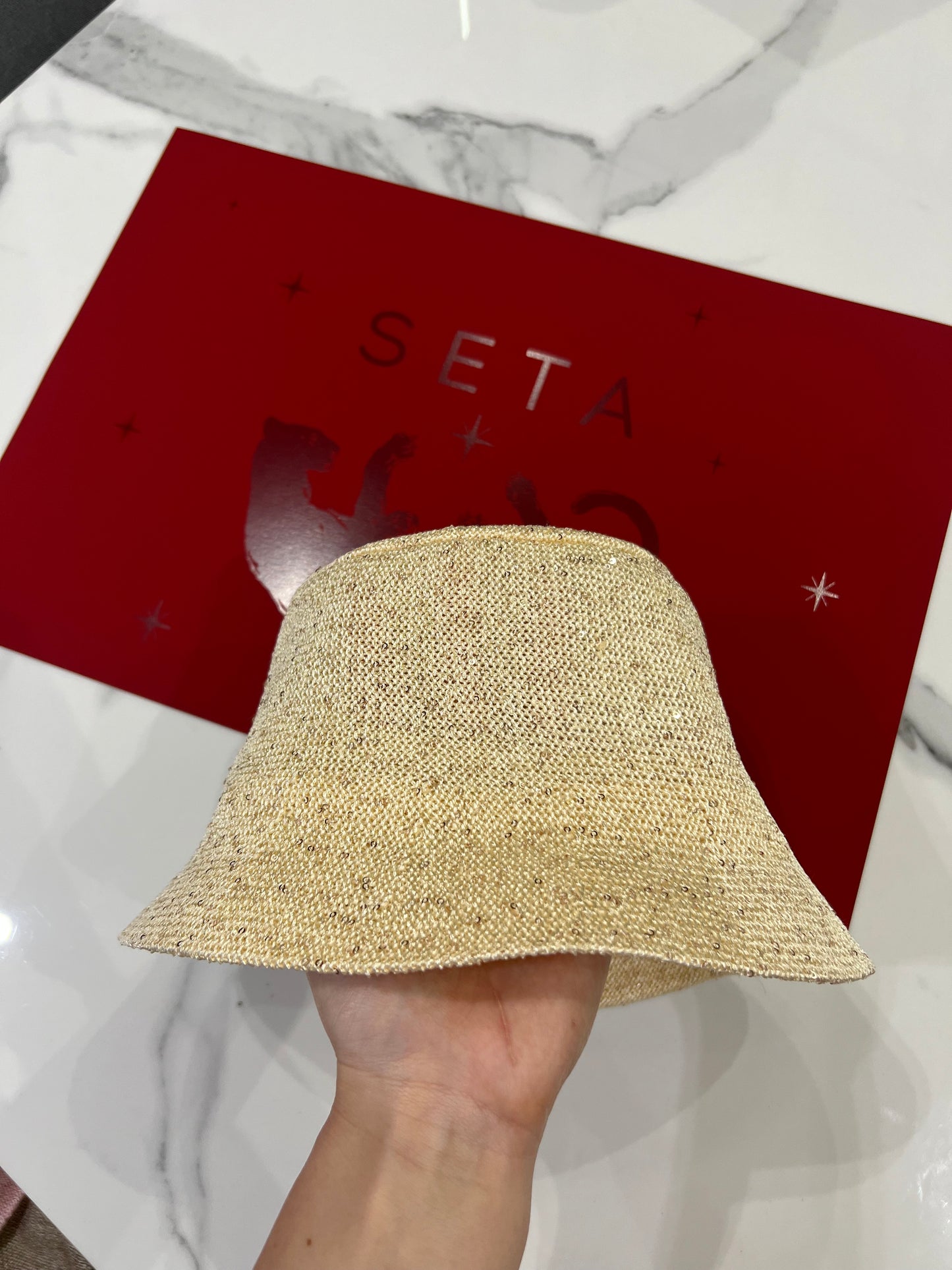 Cappello da pescatore in seta e Payettes Soft Light