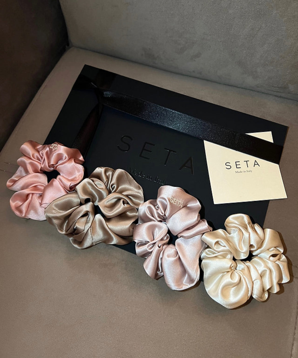 Scrunchies classici da 4 pezzi, color carne