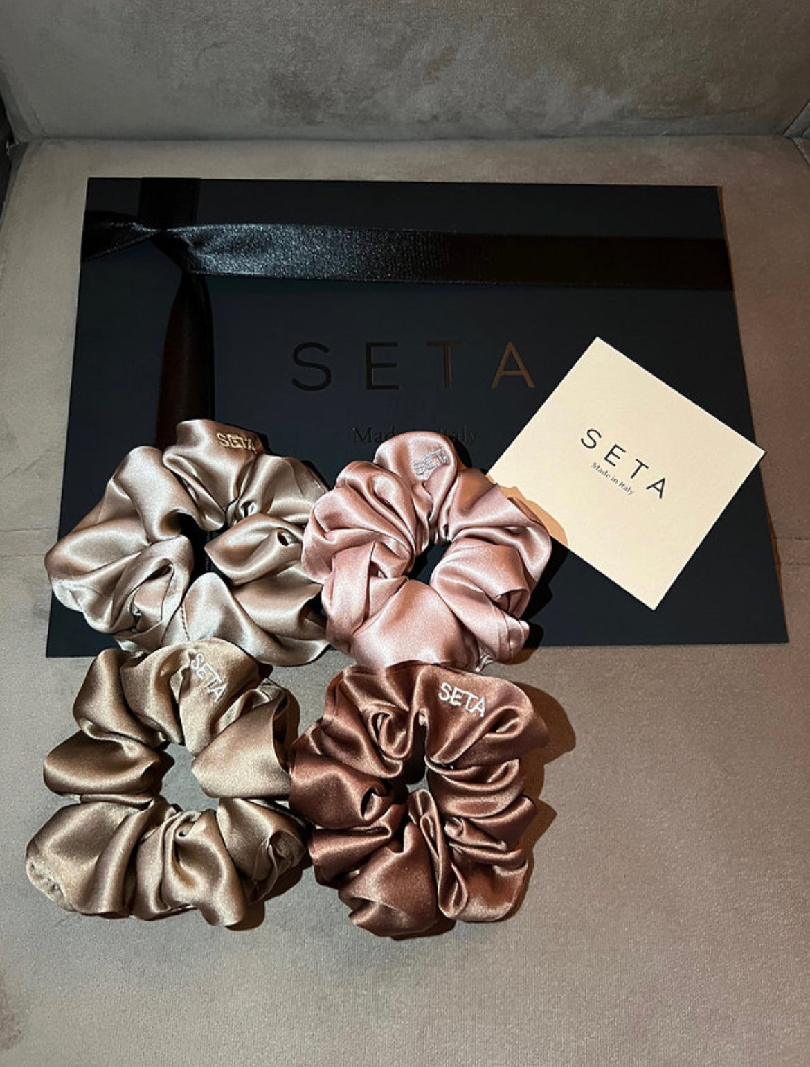 Scrunchies classici da 4 pezzi, color carne intenso
