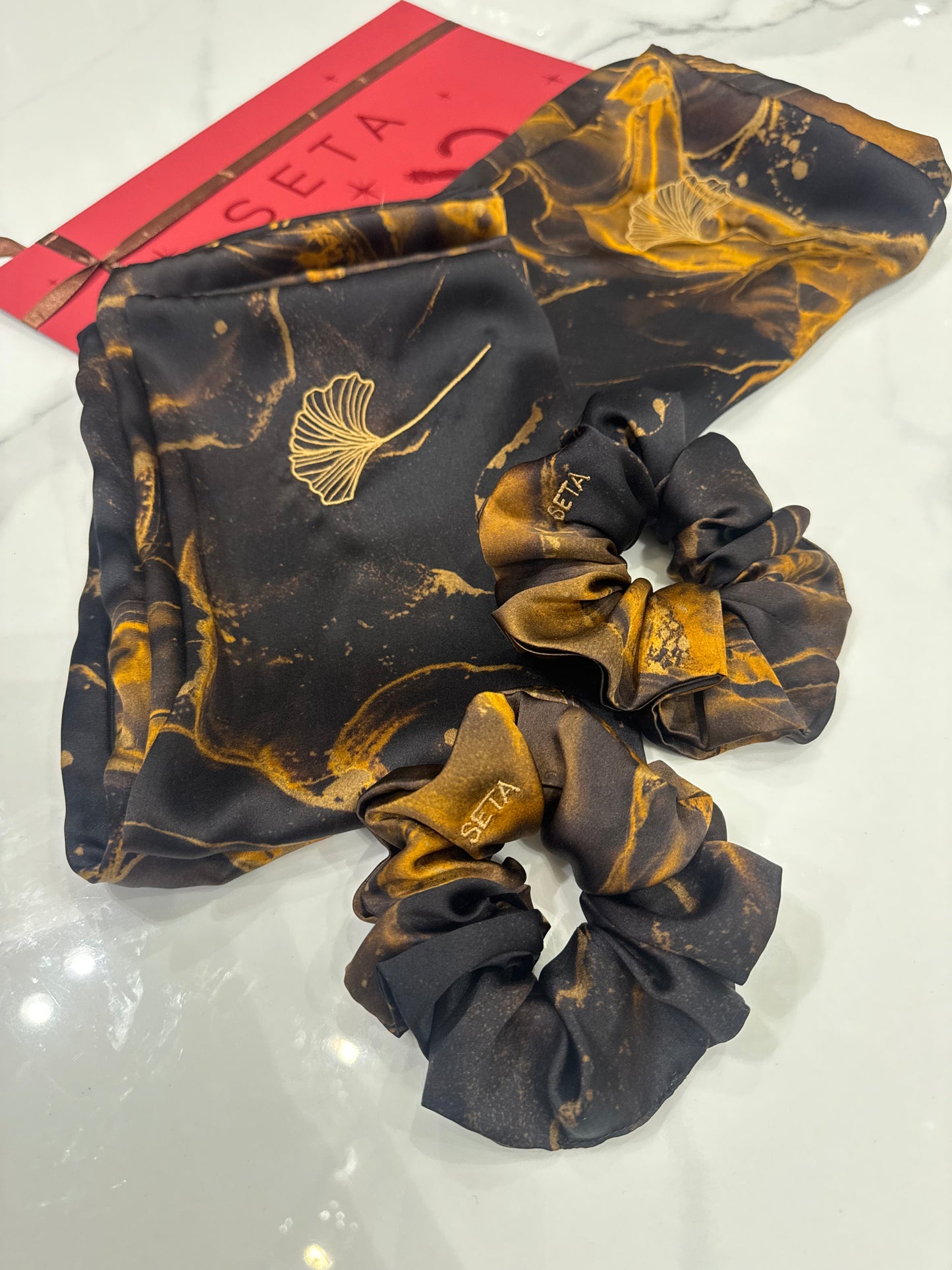 Black & Gold Marble Silk Pillowcase