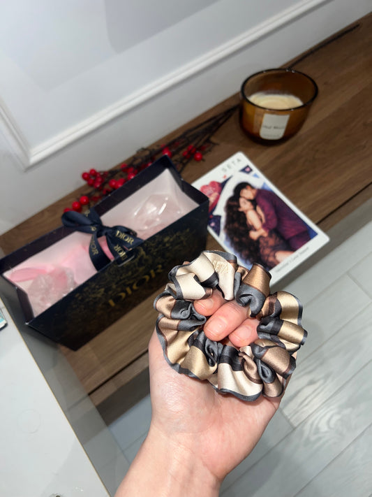 Sensation XS Scrunchie