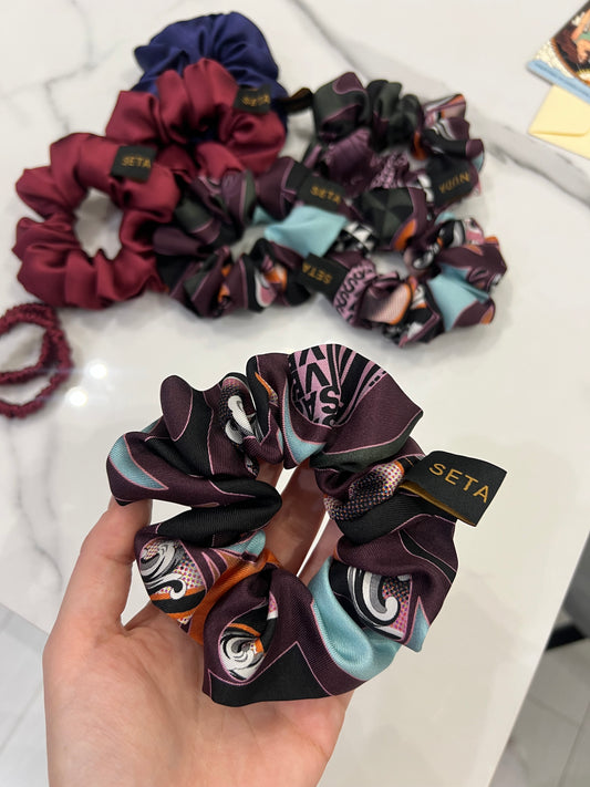 Versa Silk Scrunchie