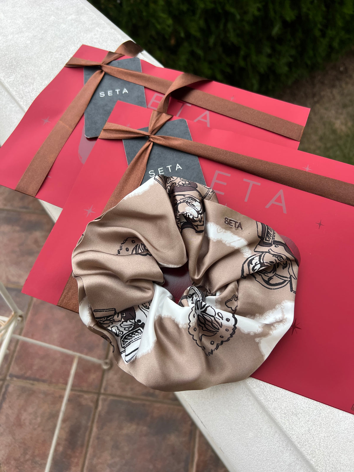XL Crème Silk Scrunchie