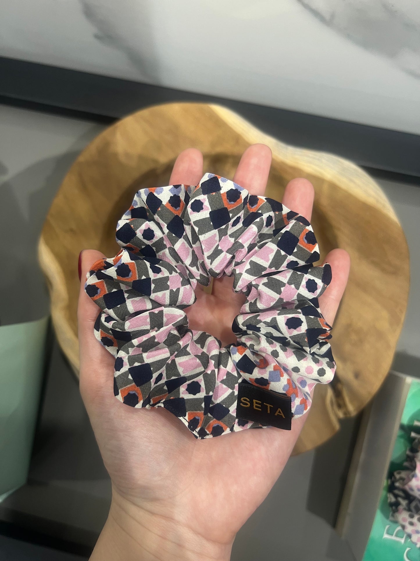 Scrunchie di seta Joy