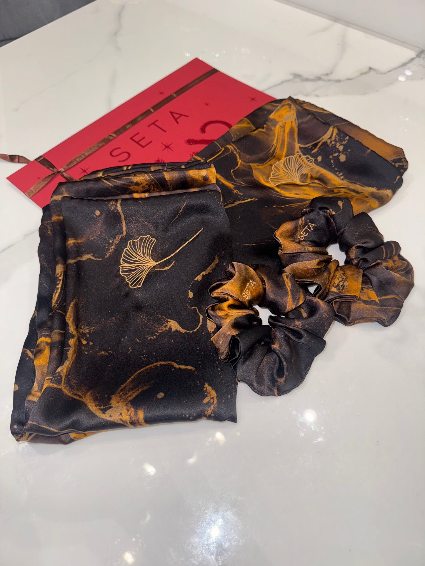 Black & Gold Marble Silk Pillowcase