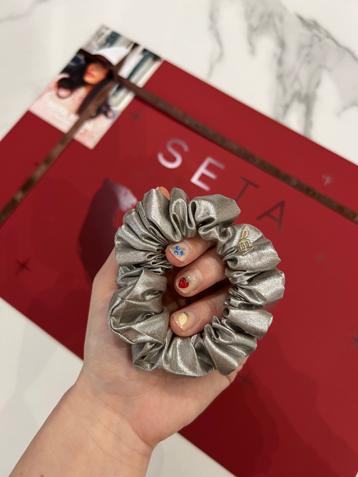 Silver Shine XS Scrunchie