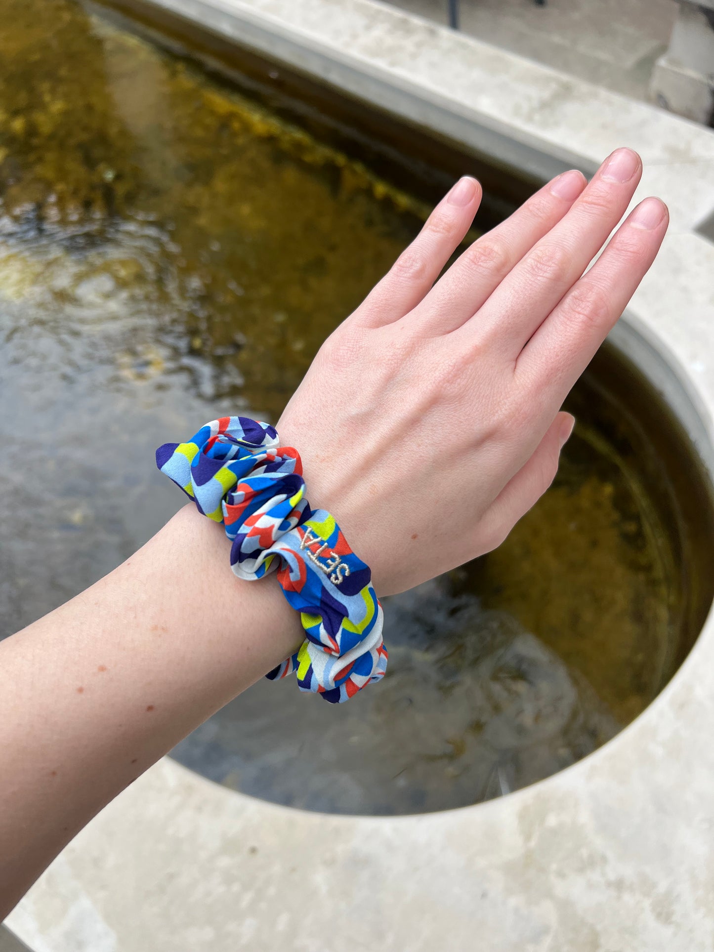 Vibrance XS Scrunchie