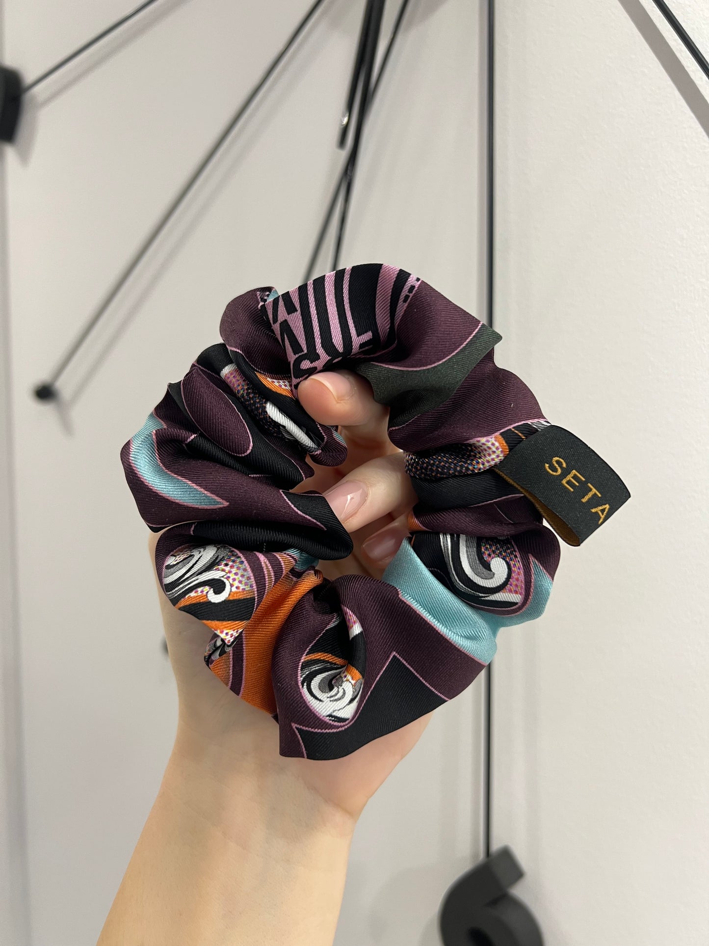 Versa Silk Scrunchie