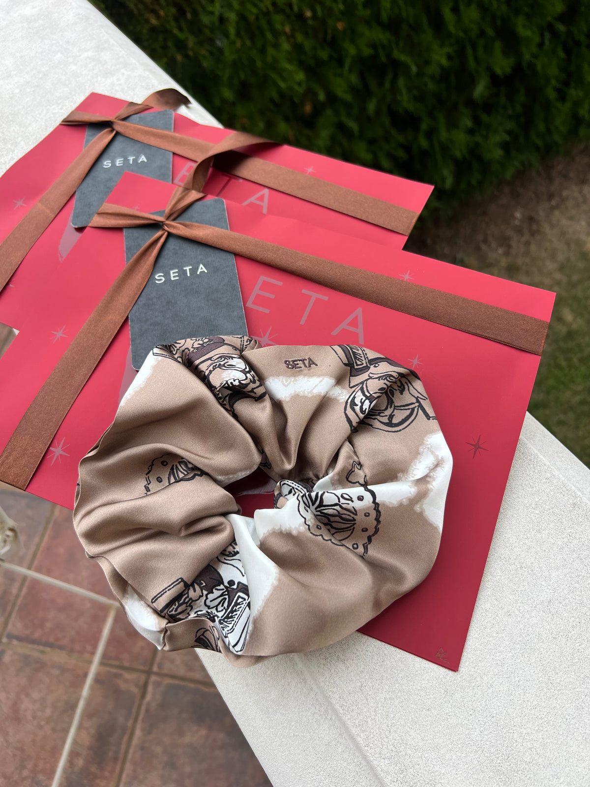 XL Crème Silk Scrunchie