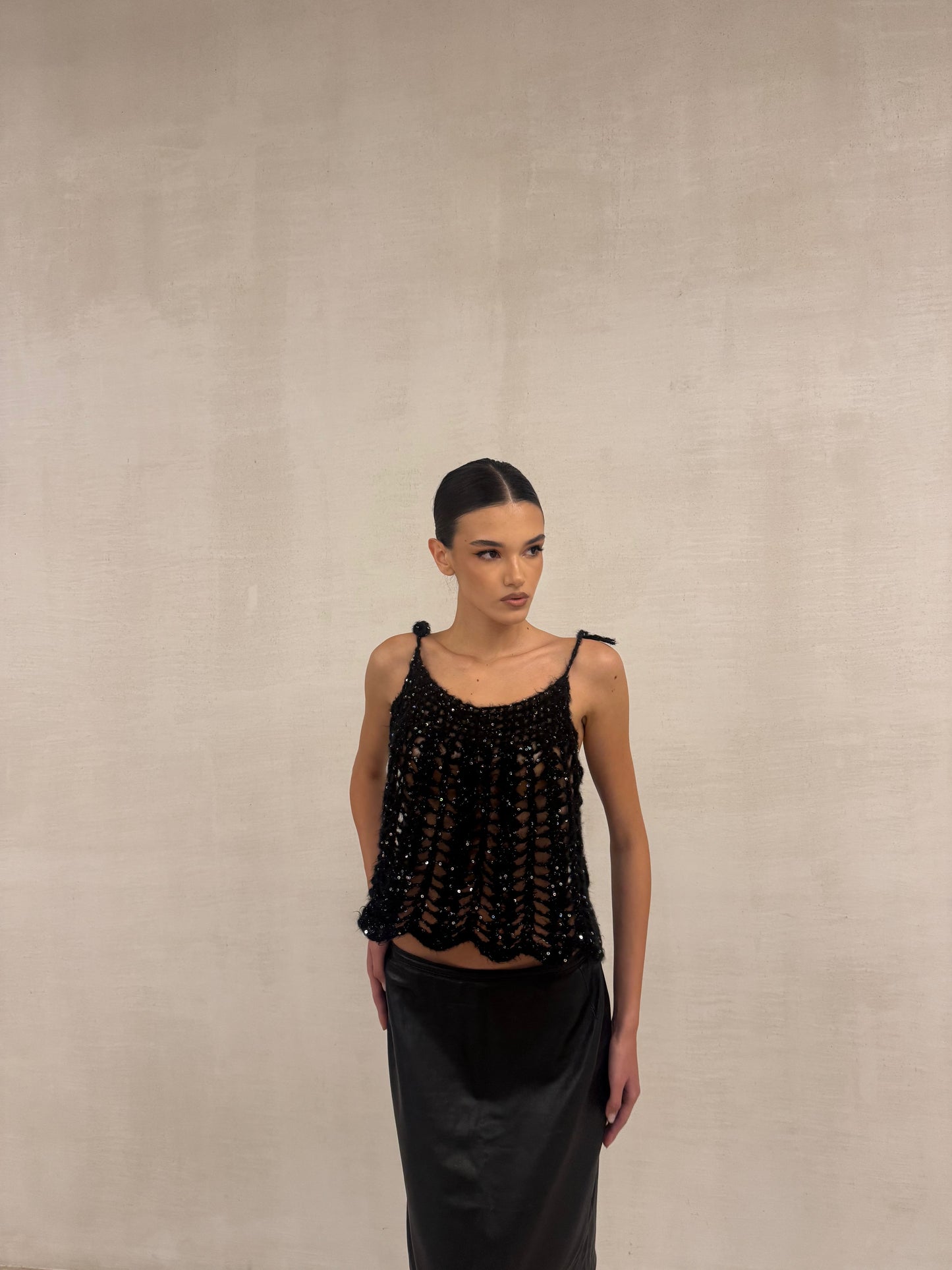 Black Moher ribbon top with payettes