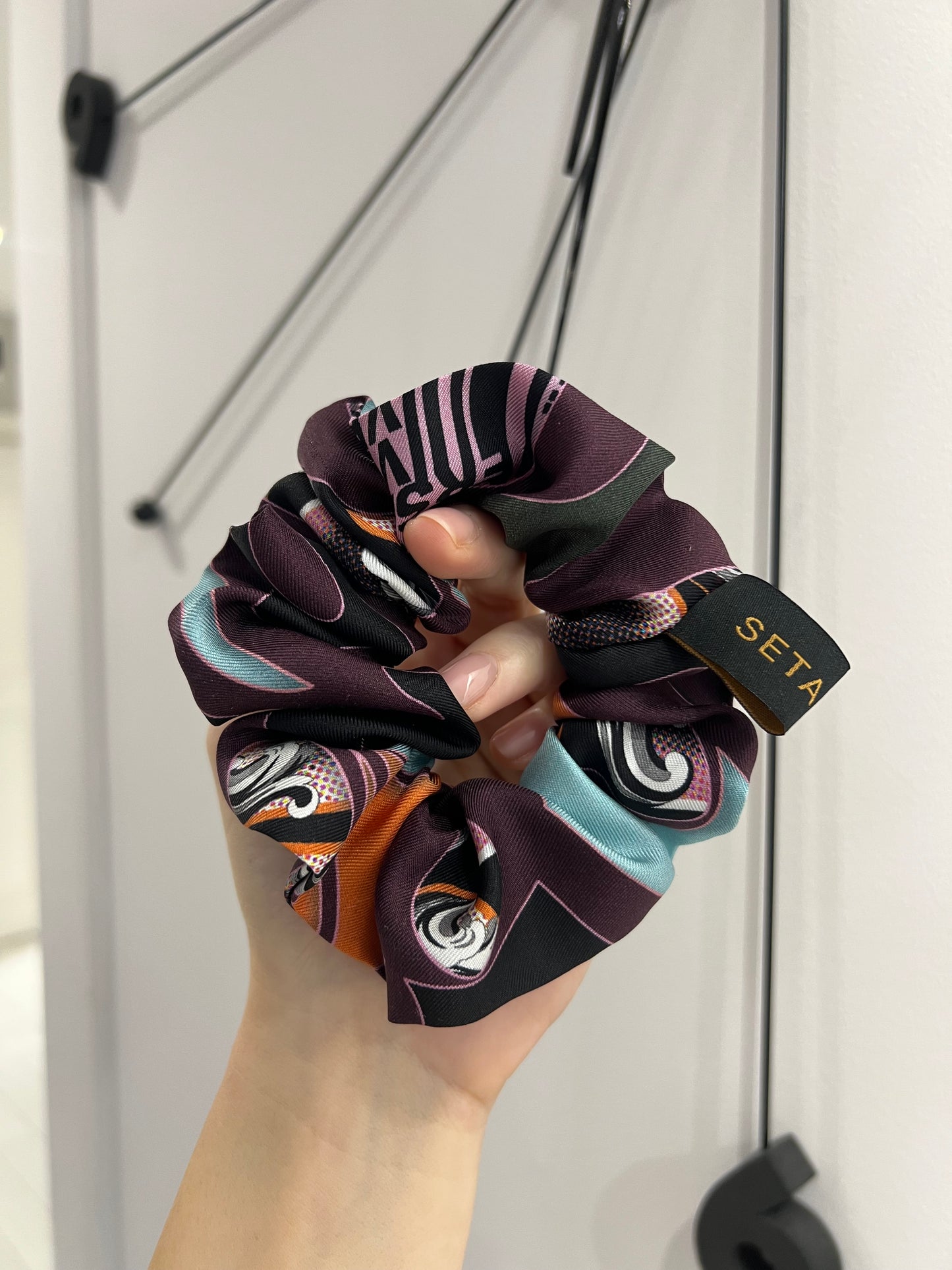 Versa Silk Scrunchie
