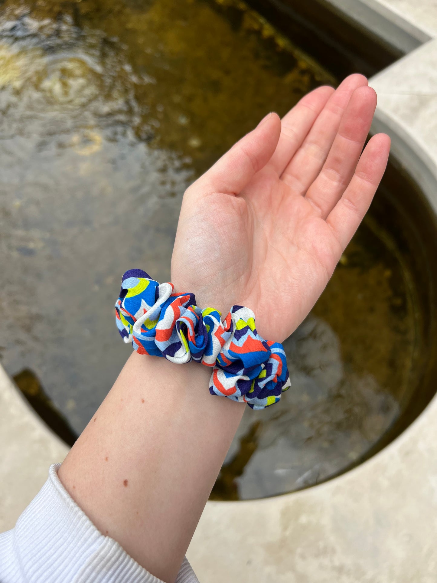 Vibrance XS Scrunchie