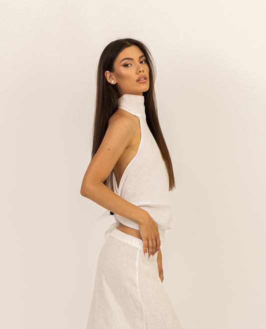 Top in lino con scollo all'americana