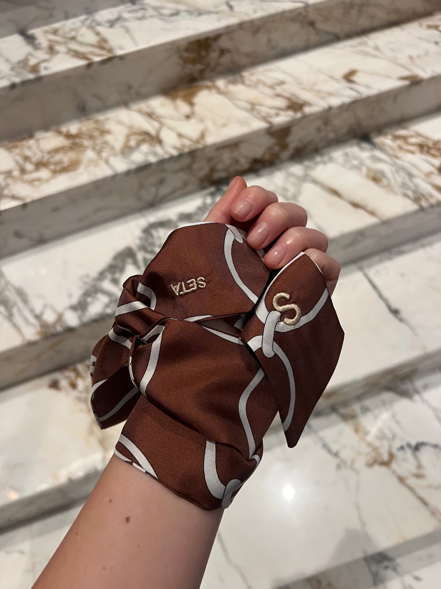 Macadamia Silk Twilly