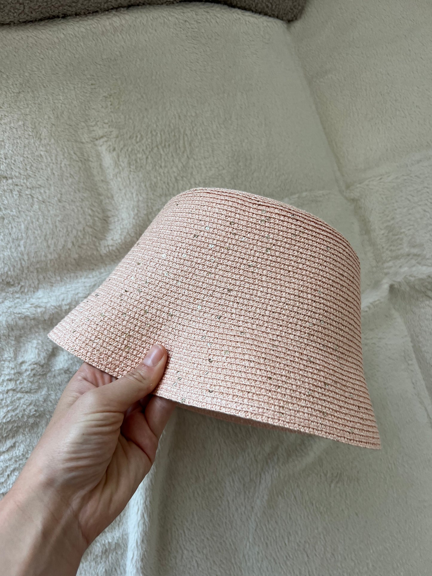 POUDRE CAPRI Payettes & Silk Bucket Hat
