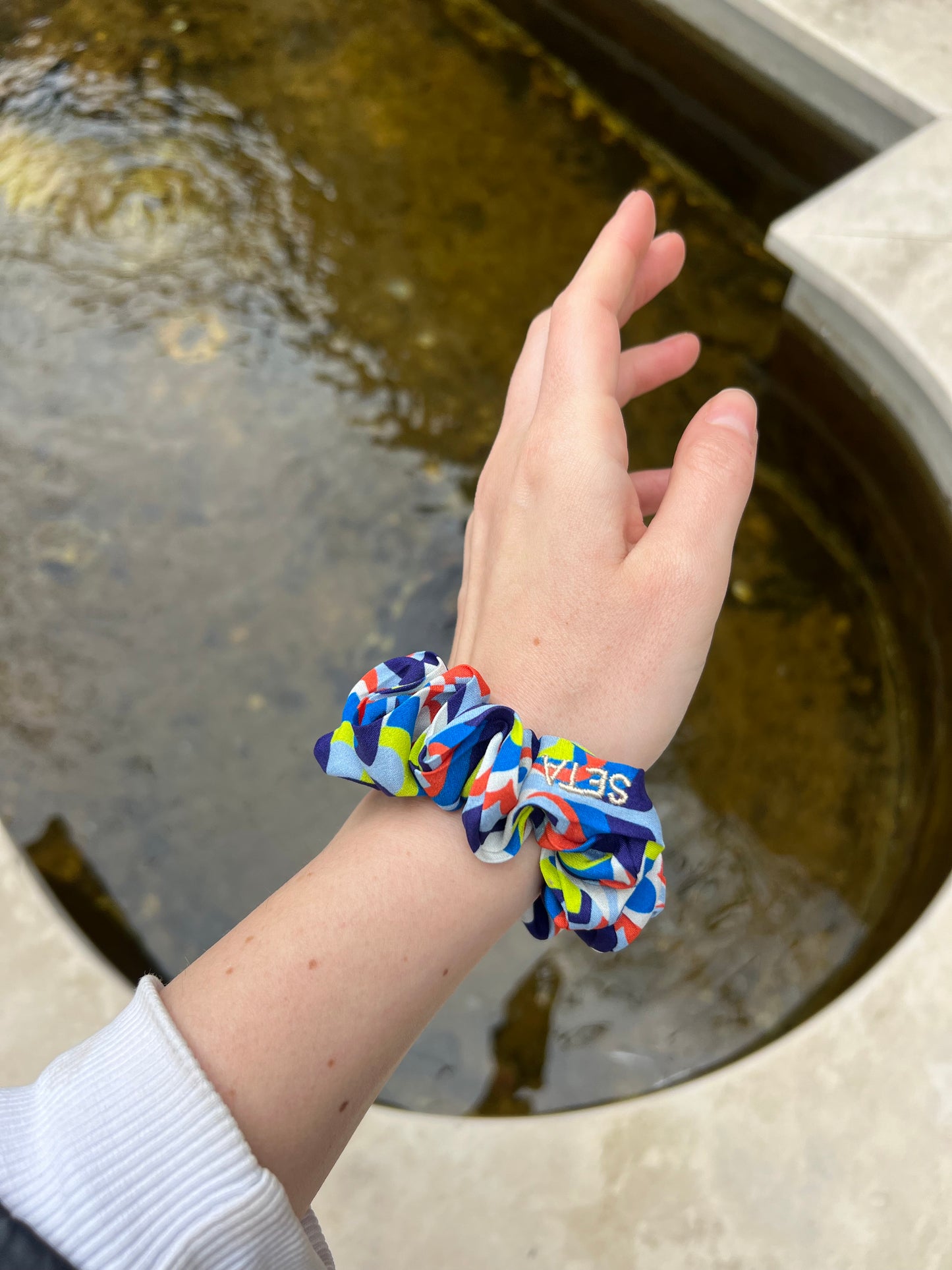 Vibrance XS Scrunchie
