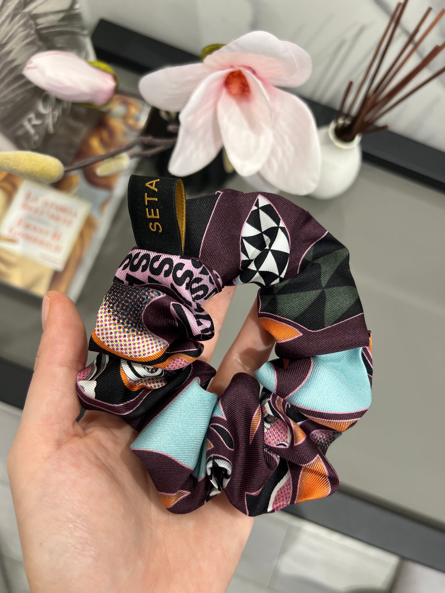 Versa Silk Scrunchie