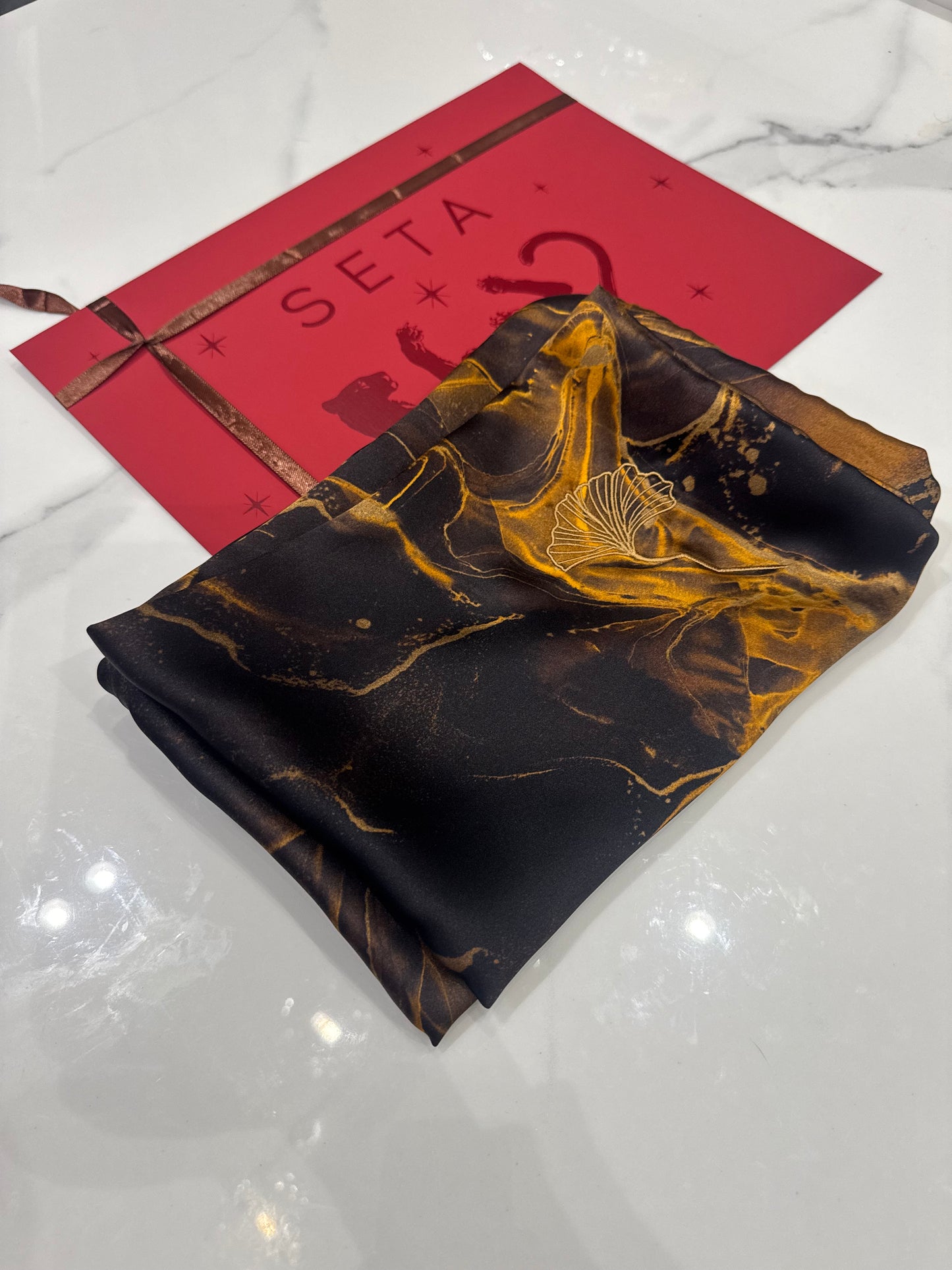 Black & Gold Marble Silk Pillowcase