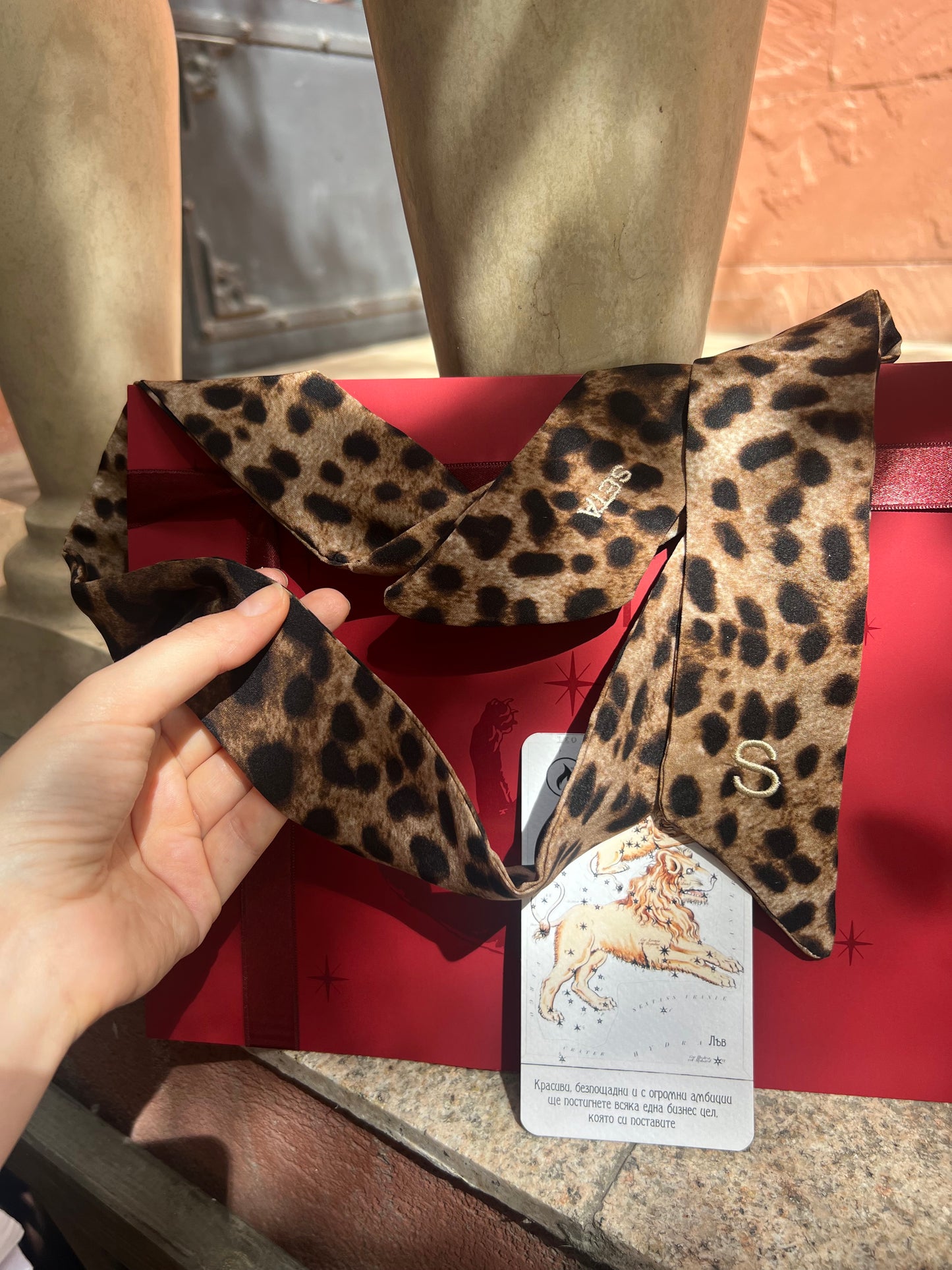 Twilly di seta con stampa leopardata scura