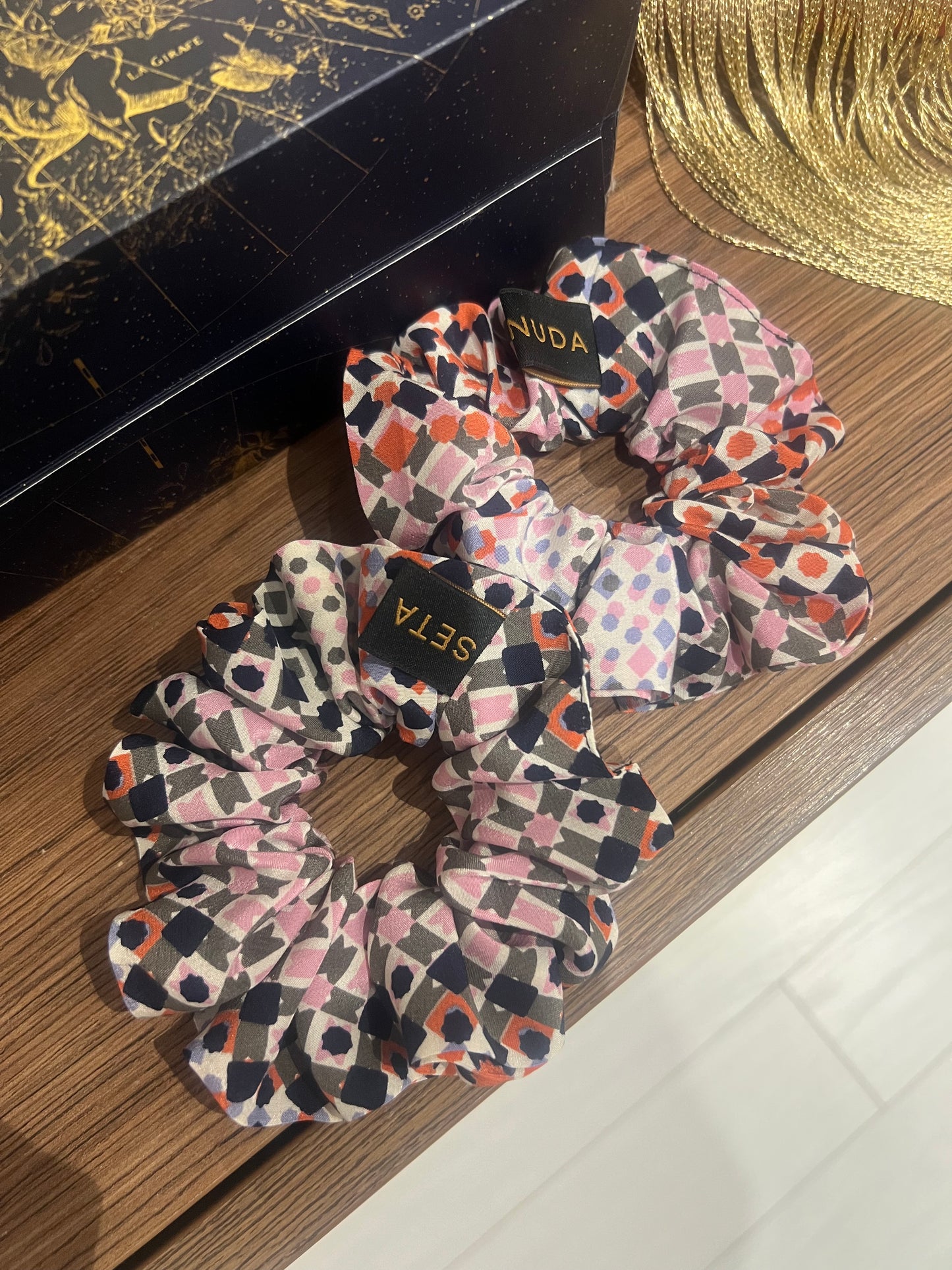 Scrunchie di seta Joy
