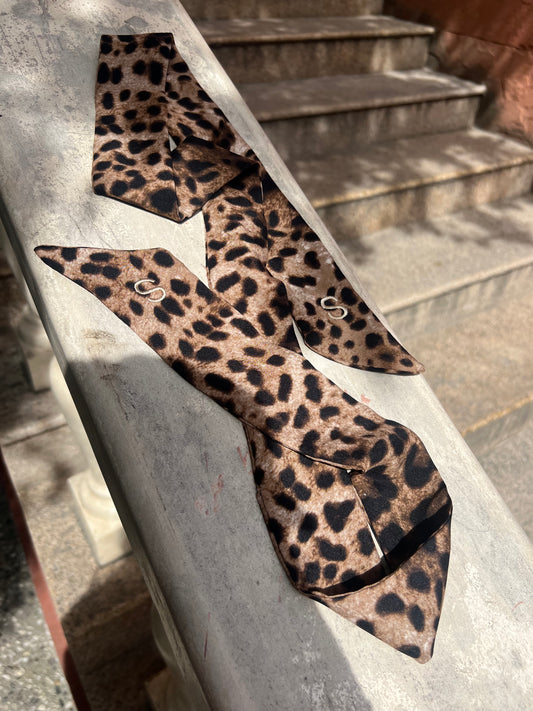 Twilly di seta con stampa leopardata scura
