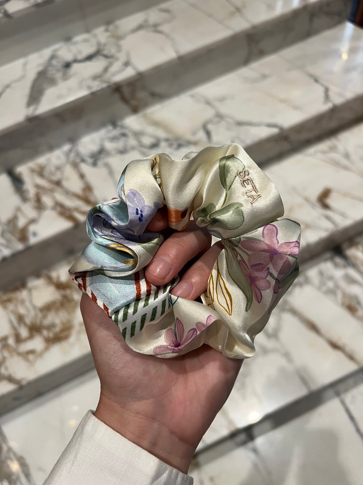 Fleur Silk Scrunchie