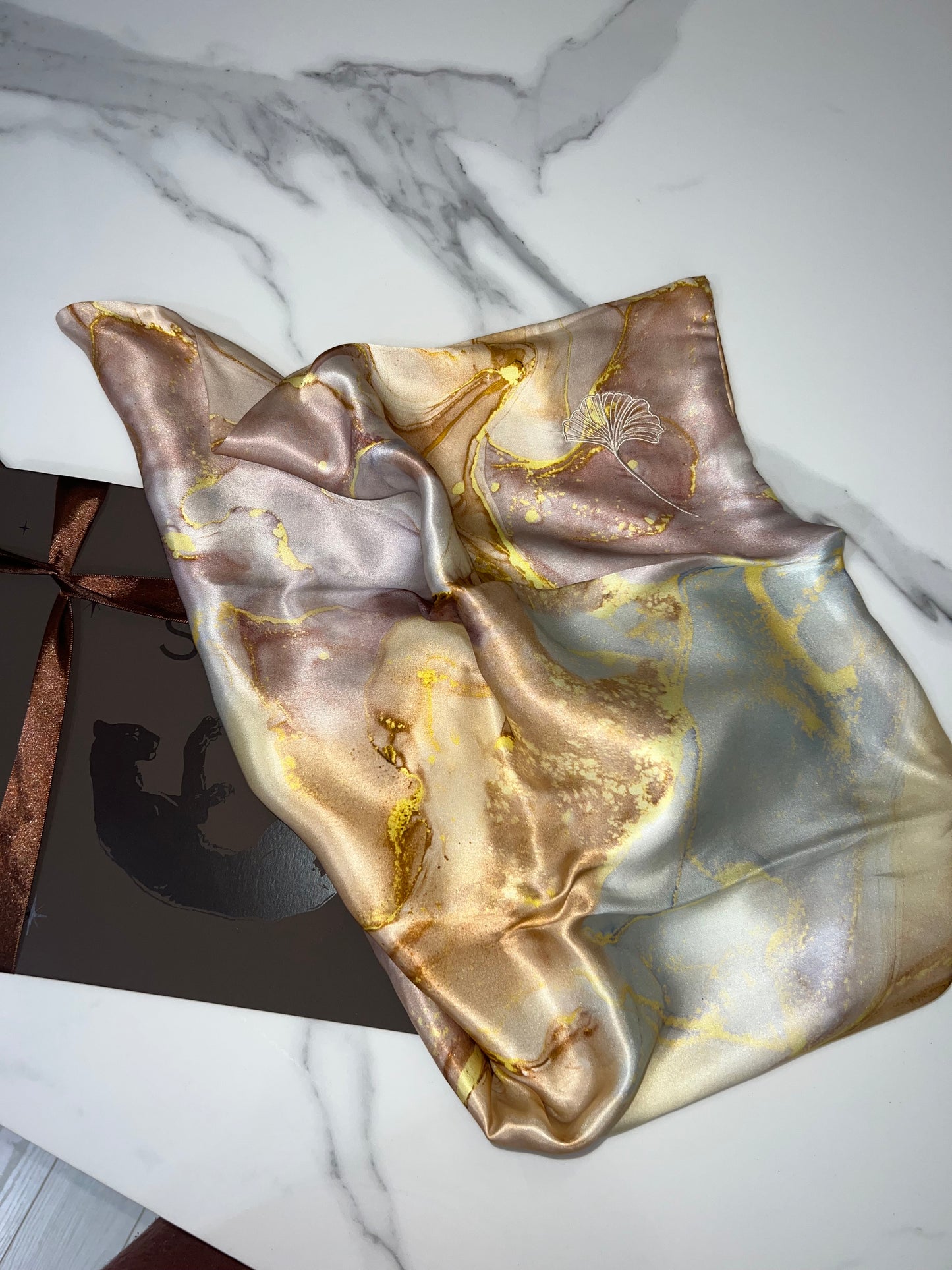 Golden Marble Silk Pillowcase
