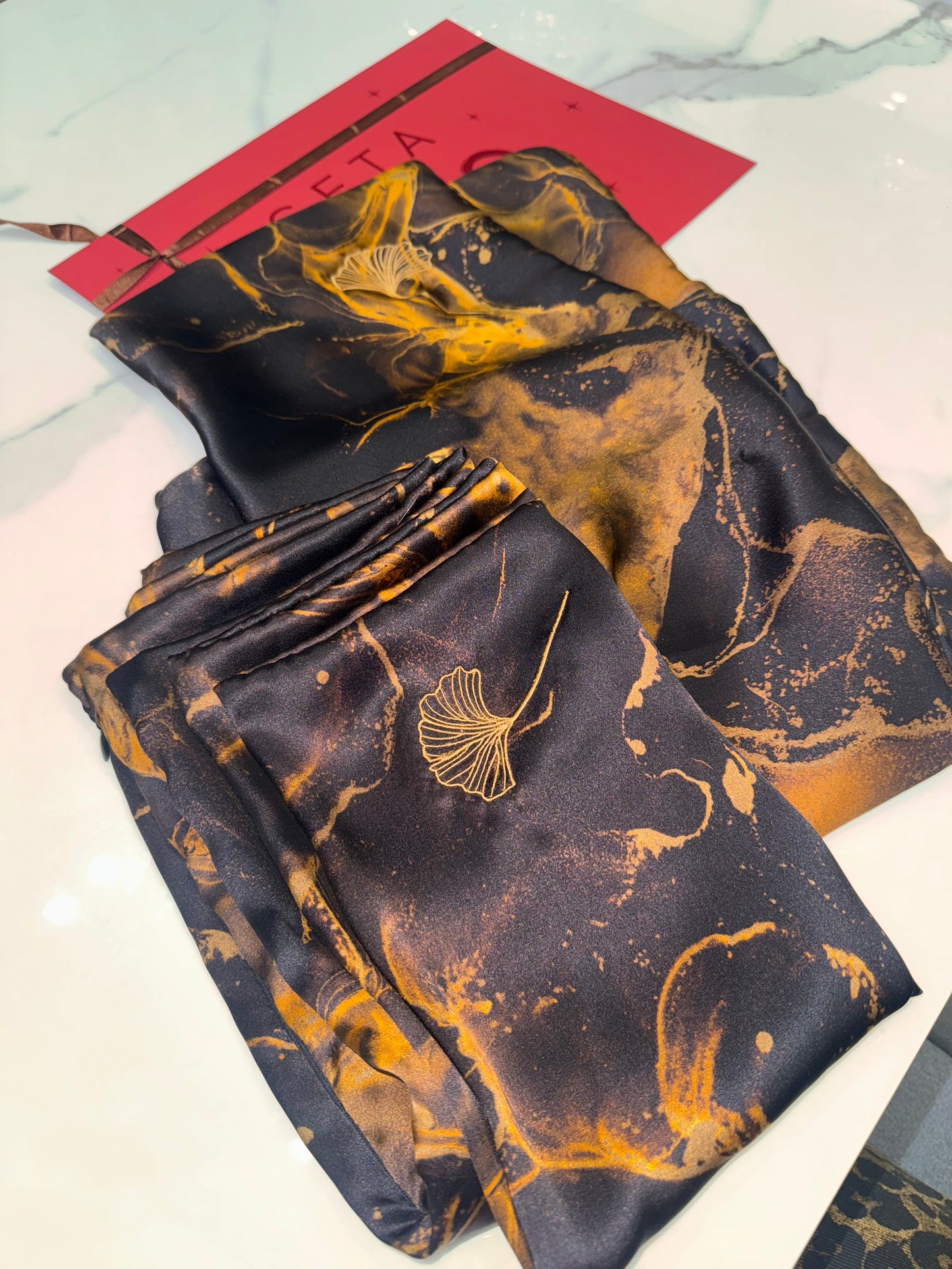 Black & Gold Marble Silk Pillowcase